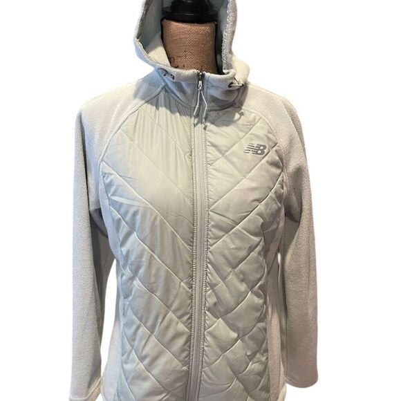 New Balance Jackets & Blazers - New Balance Women's Quilted Fleece Jacket Green Medium Mid-Length Casual